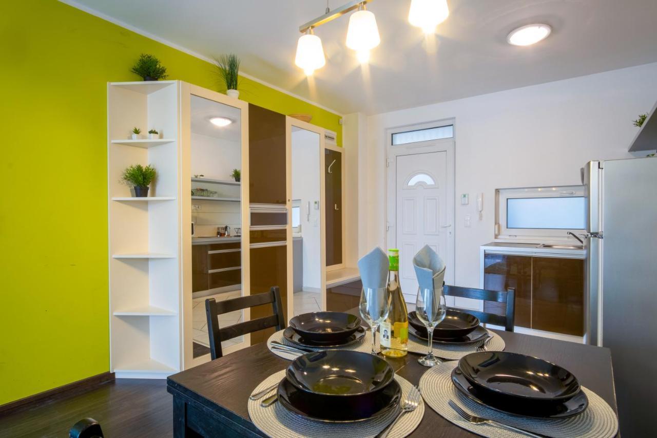 Myflat Siofok Beach Apartment Esterno foto