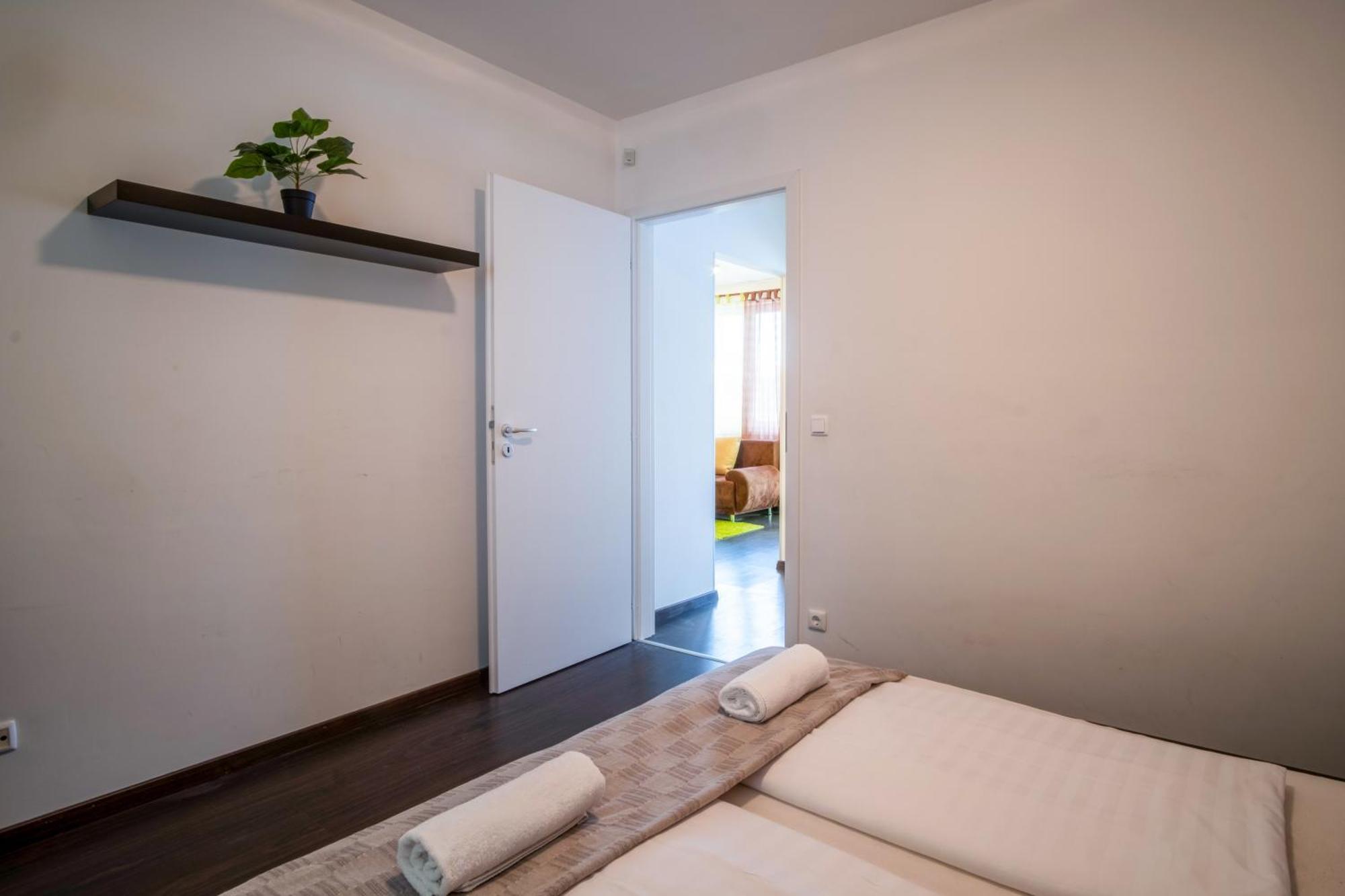 Myflat Siofok Beach Apartment Esterno foto