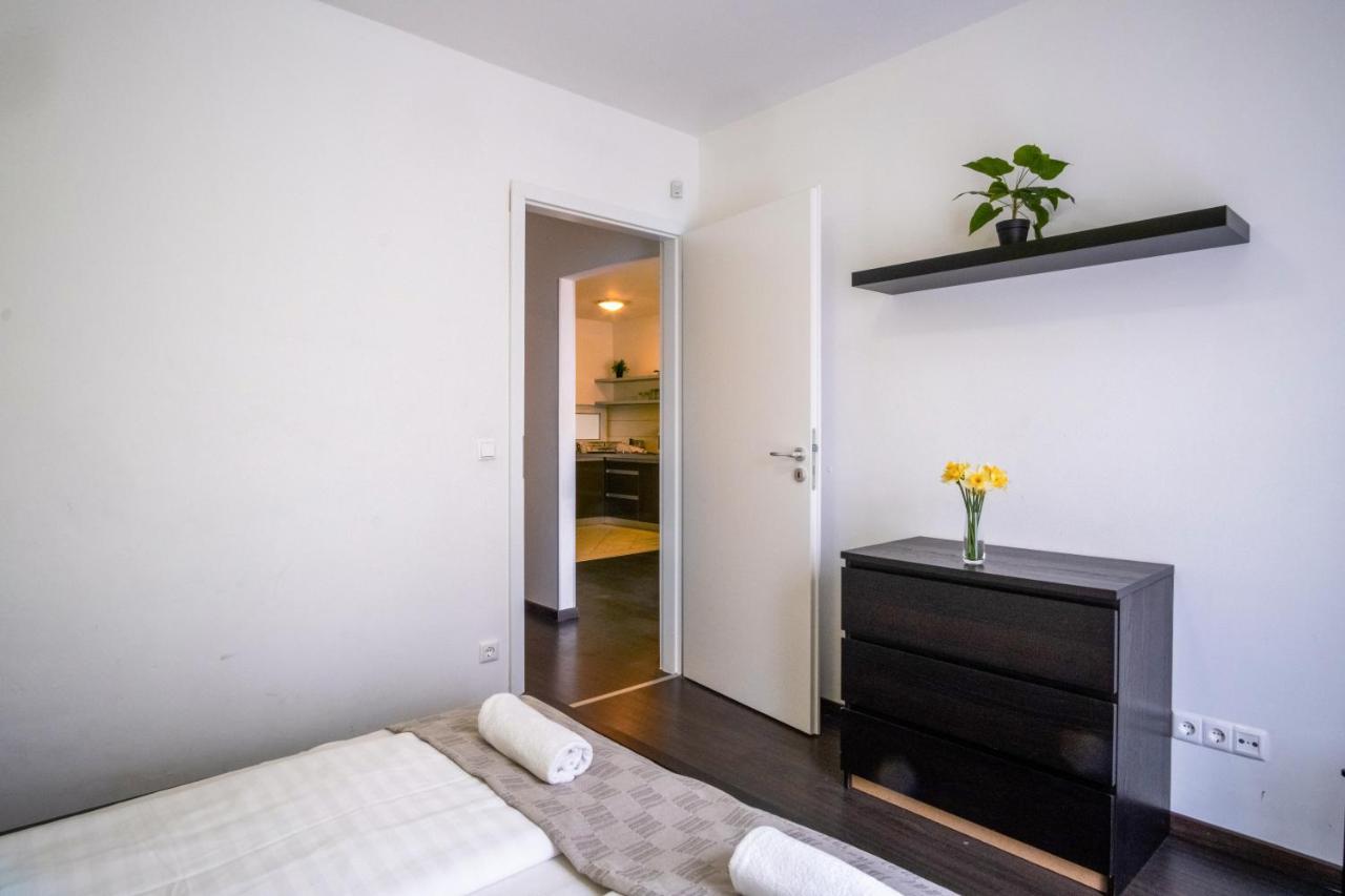 Myflat Siofok Beach Apartment Esterno foto