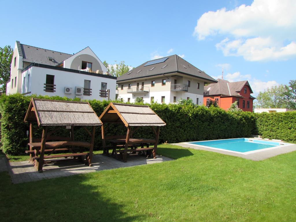 Myflat Siofok Beach Apartment Esterno foto